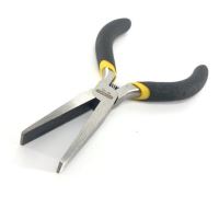 Kềm bằng Stanley STHT84122-8
